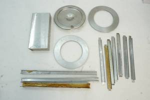 lot 104 image: kitchen equipment