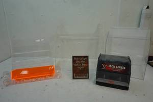 lot 134 image: acrylic display racks
