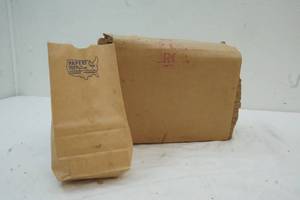 lot 139 image: paper bags