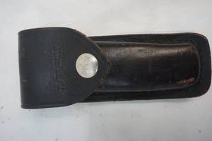 lot 187 image: buck knife