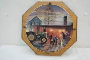 lot 192 image: heartland collection plate