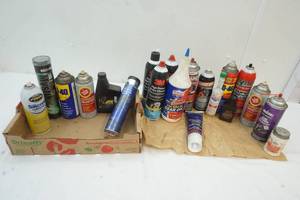 lot 195 image: garage supplies