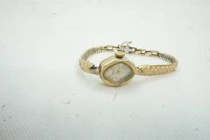 lot 222 image: Wyler watch