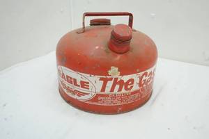 lot 227 image: eagle gas can