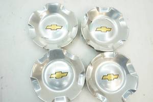 lot 248 image: chevy hub centers