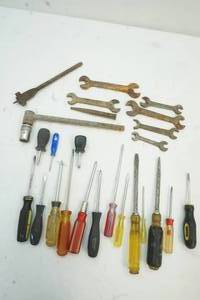 lot 251 image: tools