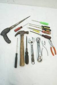 lot 252 image: tools