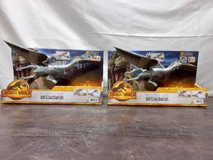 Two Jurassic World Dominion Quetzalcoatlus Action Figures