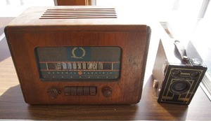 Vintage Tube Radio and