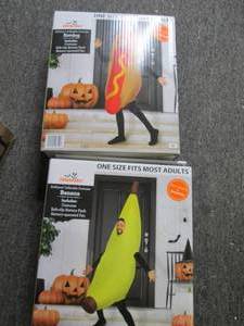 lot 183 image: 2 new hotdog and 2 new banana costu...