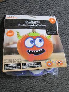 lot 188 image: box of plastic pumpkin pushins ...