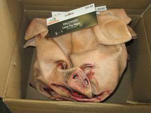 lot 192 image: 6 new latex pig masks ...