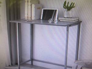 lot 5 image: Heritage Club Kids Folding Desk wit...