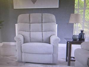 lot 10 image: Homesvale Herero Extra-Large Wall H...