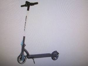lot 39 image: GlareWheel ES-S8 36V Electric Scoot...