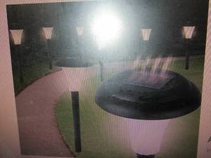 lot 86 image: Cordless Bright Solar Accent Lights...