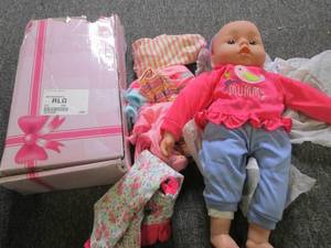 lot 90 image: Lissi Doll 18 Talking Baby Doll wi...