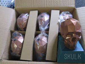 lot 288 image: case of 6 skulk games...