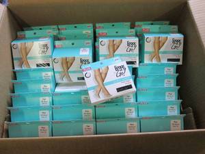 lot 329 image: case of 36 leggs to go ultra sheer ...
