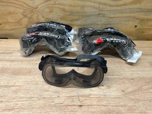 lot 31 image: CREWS MCR SAFETY BRAND Lot of 5- Safety Goggles