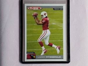 lot 20 image: Larry Fitzgerald Topps Total Rookie Card #400