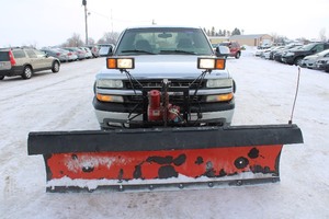 2000 Chevrolet Silverado 1500 Ext Cab Long Box 4x4 Plow Truck