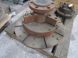 18 3 Jaw Chuck & 30 T Slotted Base
