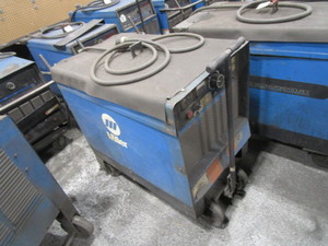Miller Deltaweld 450 Welder