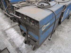 Miller Deltaweld 451 Welder