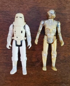 lot 28 image: Two Star Wars Figurines