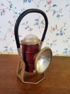 lot 34 image: Coal Miners Lantern Light