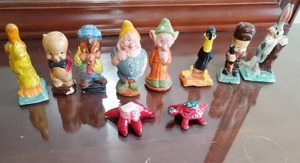 lot 39 image: Chalkware Disney and Looney Tunes Figurines