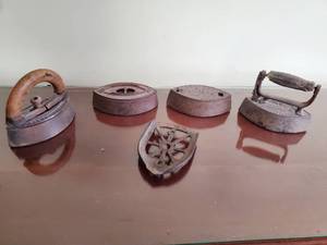 lot 49 image: Old Sad Irons