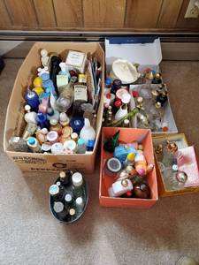 lot 205 image: Avon Perfume Bottles