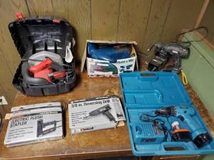 lot 229 image: Collection of Power Tools