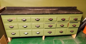 lot 151 image: Green Storage Cabinet