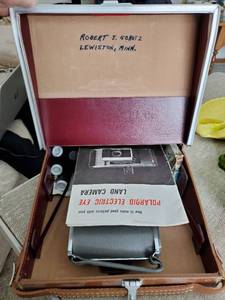 lot 2 image: Polaroid Electric Eye Land Camera