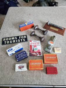 lot 78 image: Collection Of VintageAntique Soaps And More