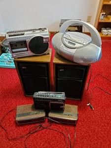 lot 73 image: Collection Of Electronics