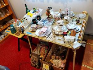 lot 70 image: Collection Of Dcor And More
