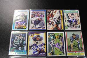 lot 133 image: Minnesota Vikings In Person Autograph Card Lot  16 Cards
