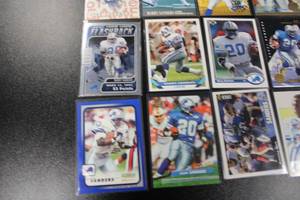 lot 186 image: Barry Sanders Football Card Lot  20 Cards