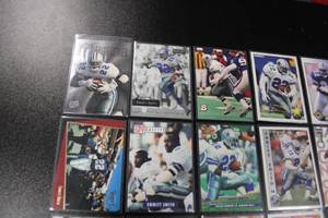 lot 187 image: Emmitt Smith Football Card Lot  25 Cards