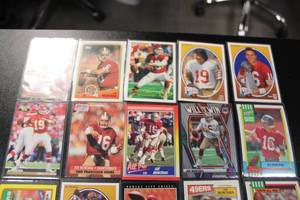 lot 190 image: Joe Montana Football Card Lot  25 Cards