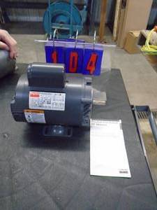 New Dayton 5k673p 115230 v 1 hp. As shown.