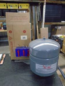New Extrol pressure tank pt no 110filtrol. As shown.