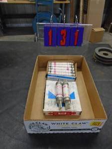 Time delay fuses tr57r & tr70r. As shown.