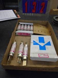 Time delay fuses tr80r & tr80r. As shown.