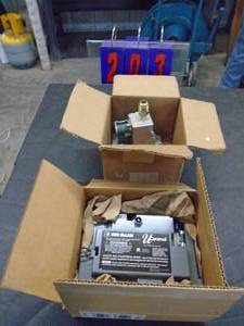 Weil-Mclain mod kit # 383500658 & Dungs gb-wnd055dq1520. As shown.