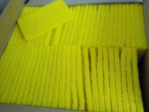 60 3 x 5 Yellow Scrubbing Pads...